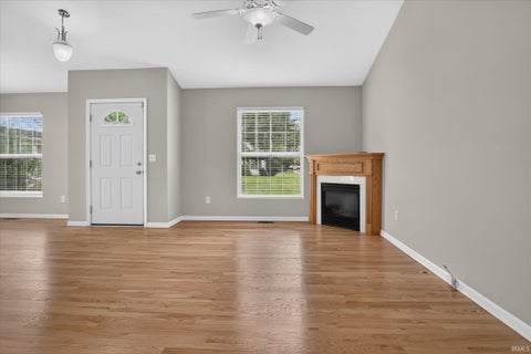 Tiny photo for 1510 Peachtree Lane, Mishawaka, IN 46545 (MLS # 202640083)