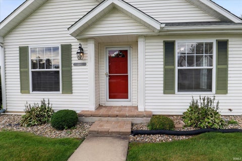 Tiny photo for 1510 Peachtree Lane, Mishawaka, IN 46545 (MLS # 202640083)