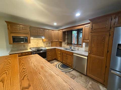 Tiny photo for 2497 W Lynn Lane, Peru, IN 46970 (MLS # 202611575)