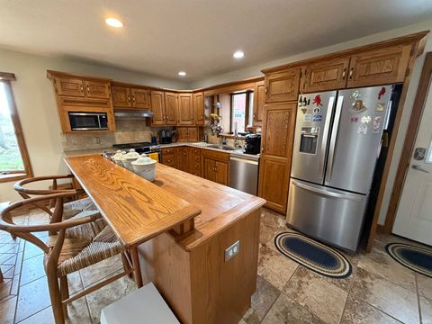 Tiny photo for 2497 W Lynn Lane, Peru, IN 46970 (MLS # 202611575)