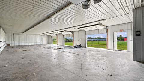 Tiny photo for 4400 E Centennial Avenue, Muncie, IN 47303 (MLS # 202635251)