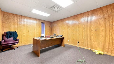 Tiny photo for 4400 E Centennial Avenue, Muncie, IN 47303 (MLS # 202635251)
