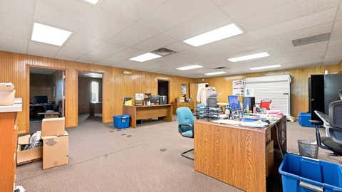 Tiny photo for 4400 E Centennial Avenue, Muncie, IN 47303 (MLS # 202635251)