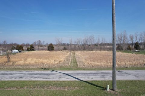 Tiny photo for 2913 E 225 N #13, Monticello, IN 47960 (MLS # 202610205)