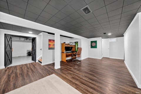Tiny photo for 630 Northwood Drive, South Bend, IN 46617 (MLS # 202642090)