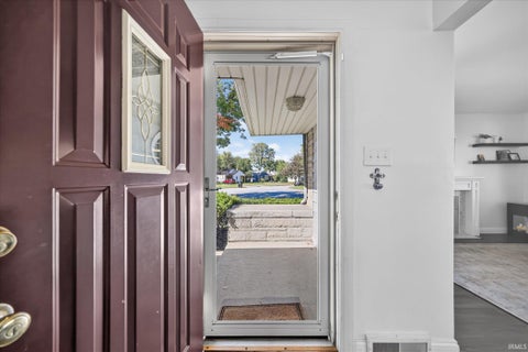 Tiny photo for 630 Northwood Drive, South Bend, IN 46617 (MLS # 202642090)