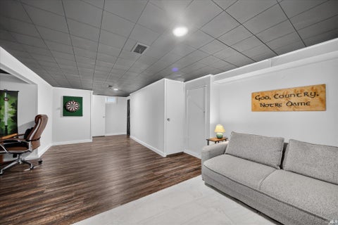 Tiny photo for 630 Northwood Drive, South Bend, IN 46617 (MLS # 202642090)