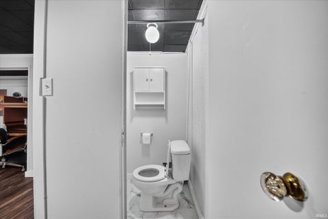 Tiny photo for 630 Northwood Drive, South Bend, IN 46617 (MLS # 202642090)