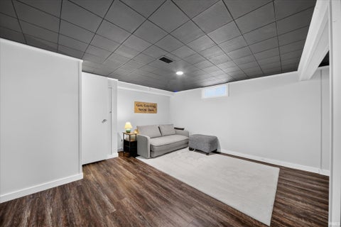 Tiny photo for 630 Northwood Drive, South Bend, IN 46617 (MLS # 202642090)