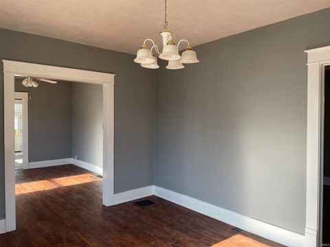 Tiny photo for 1735 S Buckeye Street, Kokomo, IN 46902 (MLS # 202546318)