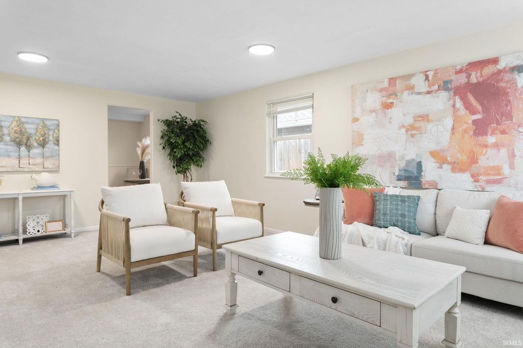 Photo of 2205 Parkview Place, South Bend, IN 46616 (MLS # 202611416)