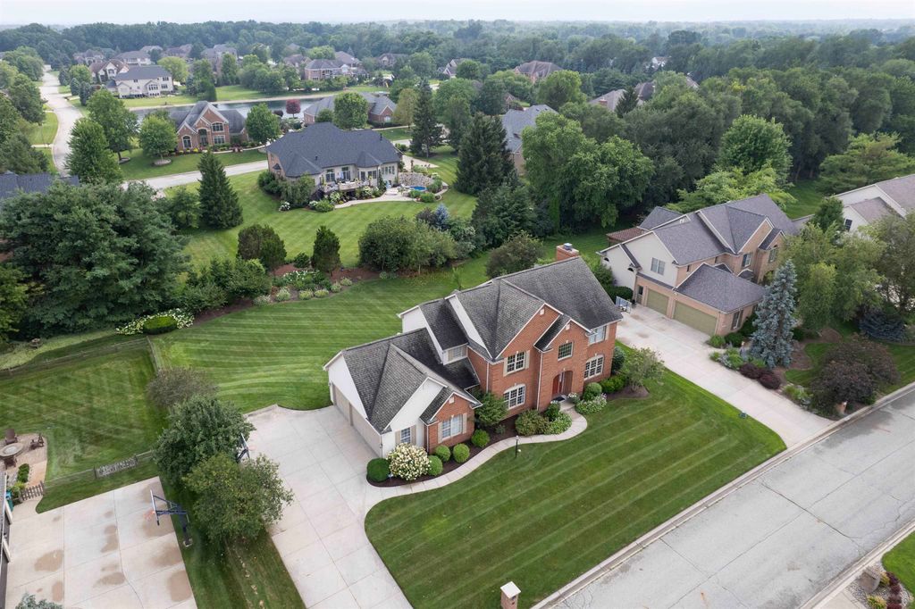 Photo of 14256 Parkridge Drive, Granger, IN 46530 (MLS # 202629198)