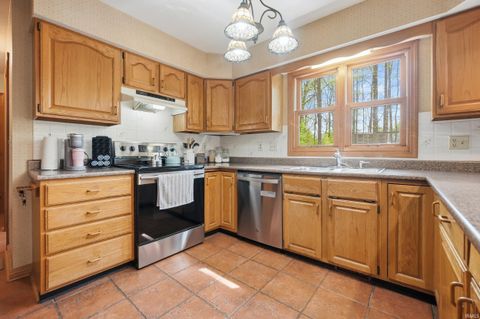 Tiny photo for 5117 Larekit Lane, Fort Wayne, IN 46804 (MLS # 202616047)