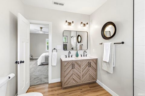 Tiny photo for 601 Howard Street, South Bend, IN 46617 (MLS # 202618421)