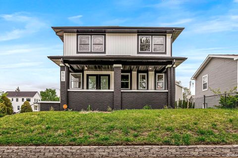 Photo of 601 Howard Street, South Bend, IN 46617 (MLS # 202618421)
