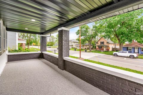 Tiny photo for 601 Howard Street, South Bend, IN 46617 (MLS # 202618421)