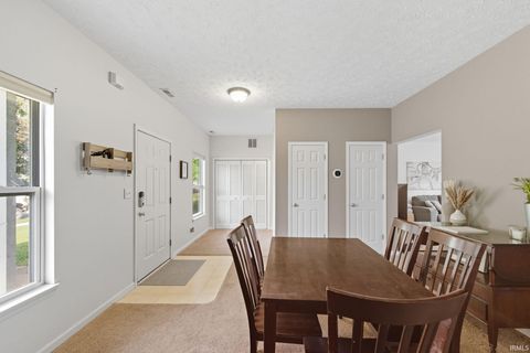 Tiny photo for 1501 Franklin Street, Lafayette, IN 47905 (MLS # 202540266)