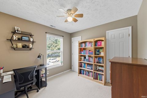Tiny photo for 1501 Franklin Street, Lafayette, IN 47905 (MLS # 202540266)