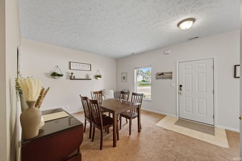 Tiny photo for 1501 Franklin Street, Lafayette, IN 47905 (MLS # 202540266)