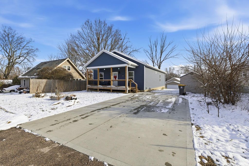 Photo of 2311 S Rogers Street, Bloomington, IN 47403 (MLS # 202548330)