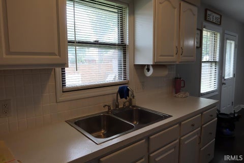 Tiny photo for 453 Sunset Drive, Mount Vernon, IN 47620 (MLS # 202622410)