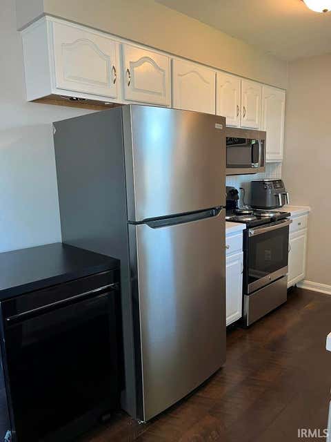 Tiny photo for 453 Sunset Drive, Mount Vernon, IN 47620 (MLS # 202622410)