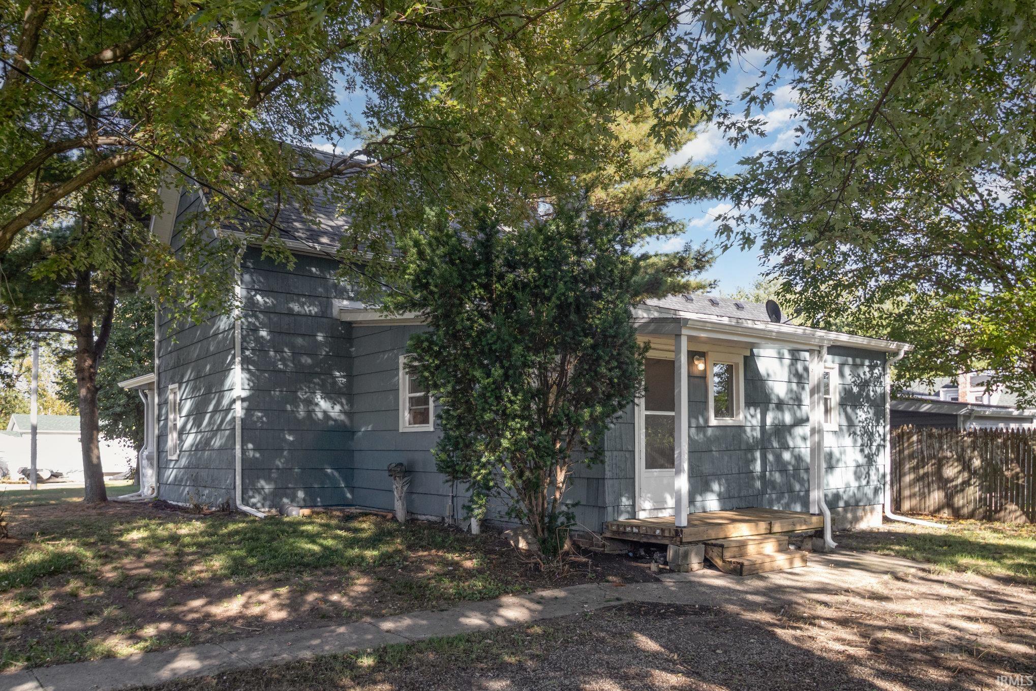 Goshen, Indiana 46528, United States, 2 Bedrooms Bedrooms, ,1 BathroomBathrooms,Residential,Active,219640