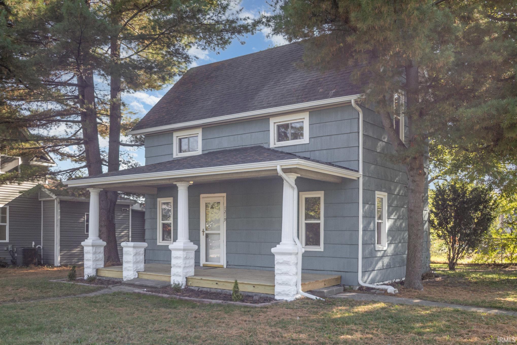 Goshen, Indiana 46528, United States, 2 Bedrooms Bedrooms, ,1 BathroomBathrooms,Residential,Active,219640