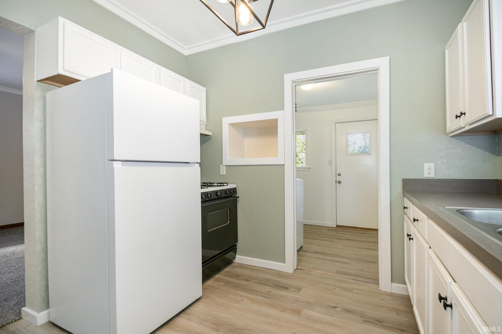 Goshen, Indiana 46528, United States, 2 Bedrooms Bedrooms, ,1 BathroomBathrooms,Residential,Active,219640