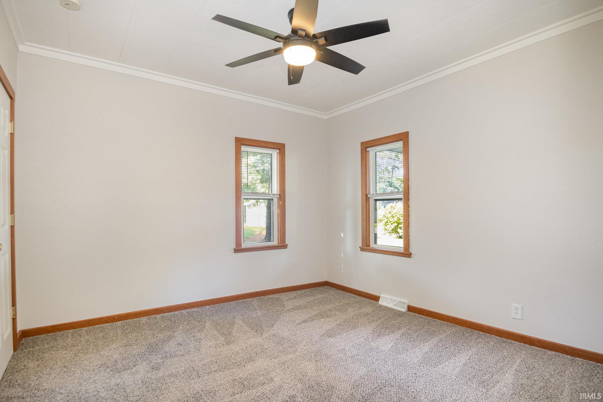 Goshen, Indiana 46528, United States, 2 Bedrooms Bedrooms, ,1 BathroomBathrooms,Residential,Active,219640