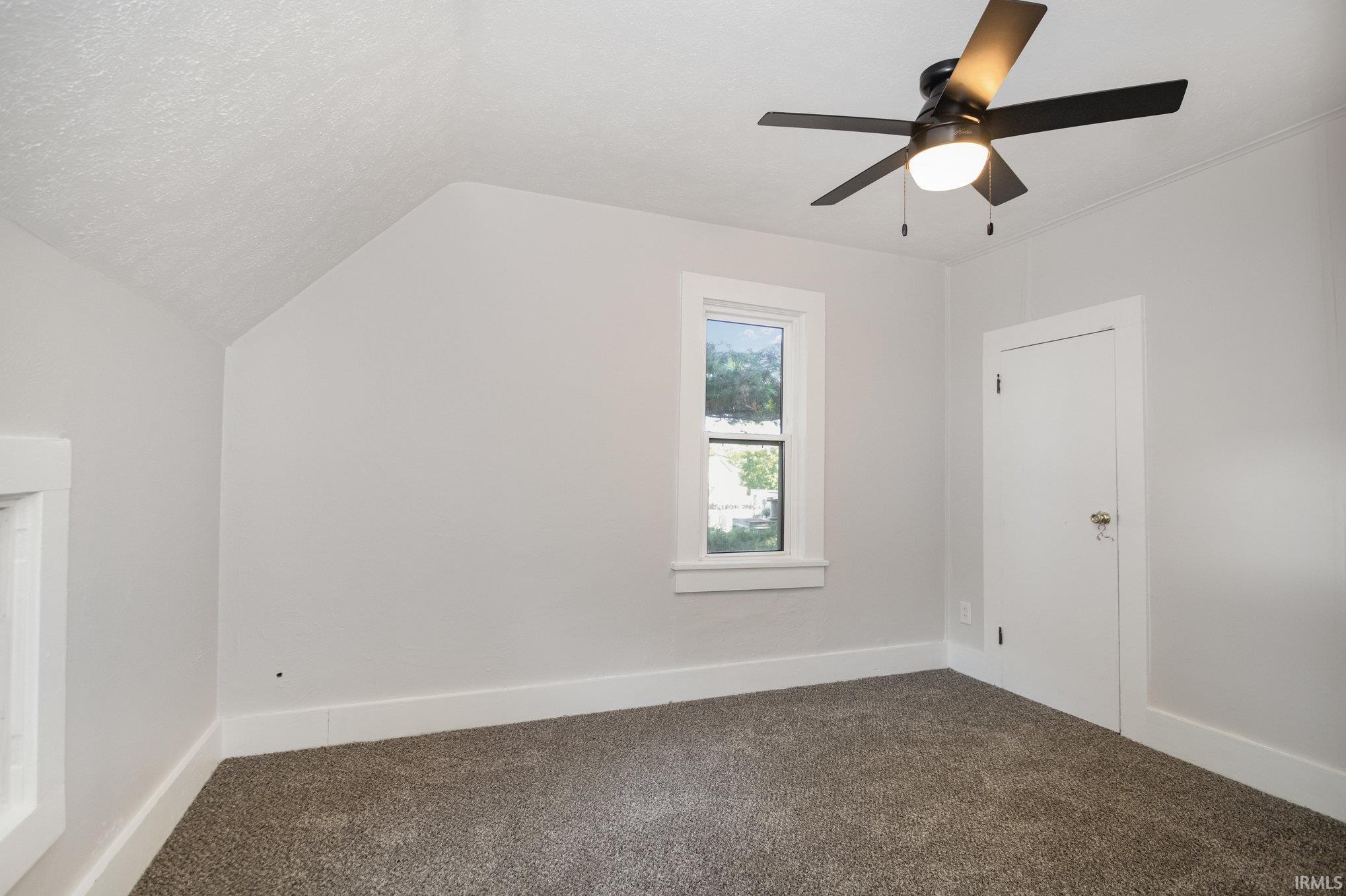 Goshen, Indiana 46528, United States, 2 Bedrooms Bedrooms, ,1 BathroomBathrooms,Residential,Active,219640