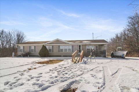 Photo of 4530 Slim Bottoms Road, Mount Vernon, IN 47620 (MLS # 202604049)