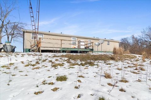 Tiny photo for 4530 Slim Bottoms Road, Mount Vernon, IN 47620 (MLS # 202604049)