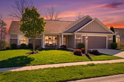 Photo of 12816 Charenton Court, Fort Wayne, IN 46845 (MLS # 202614162)