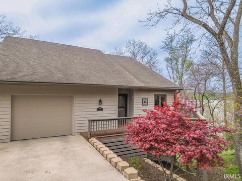 Photo of 2060 E Waters Edge Drive #18, Bloomington, IN 47401 (MLS # 202613466)