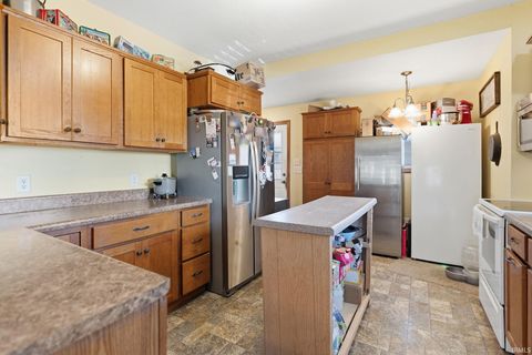 Tiny photo for 211 W Oak Street, Butler, IN 46721 (MLS # 202613788)