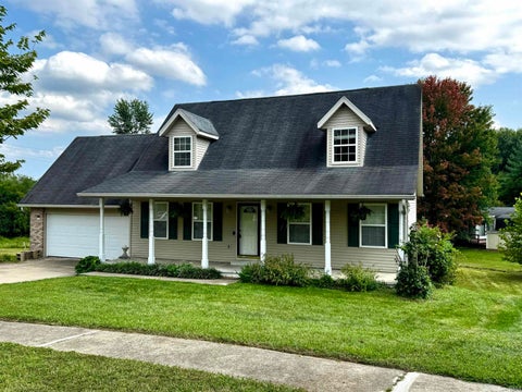 Photo of 1213 W Woodhill Drive, Bloomington, IN 47403 (MLS # 202635244)