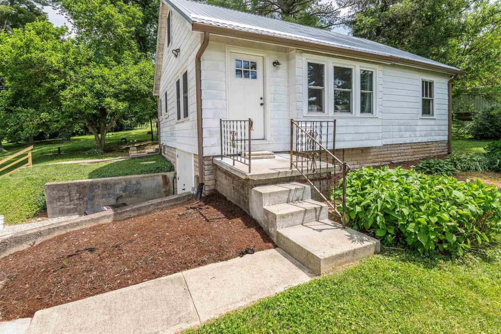 Photo of 6499 S Old State Road 37, Bloomington, IN 47401 (MLS # 202622160)