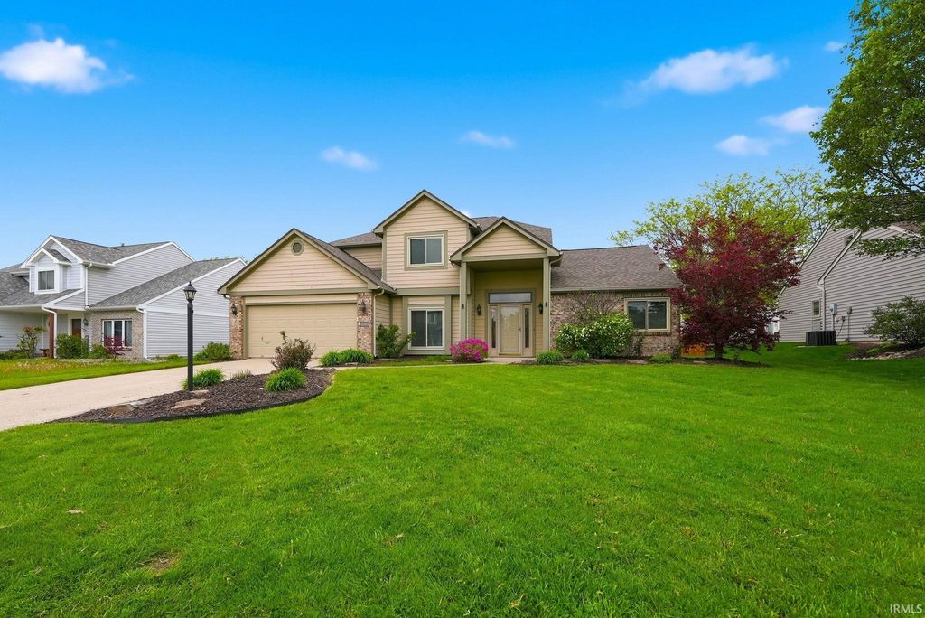 Photo of 14728 Buckthorn Court, Fort Wayne, IN 46814 (MLS # 202615821)