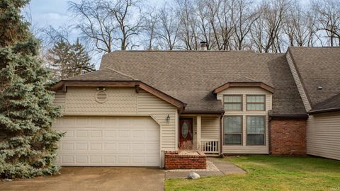 Photo of 31 Almond Court, Lafayette, IN 47905 (MLS # 202607569)