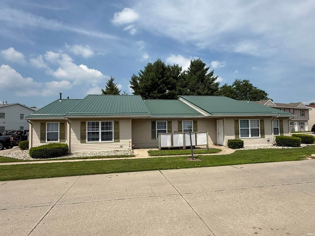 Photo of 210/218 S Silverwood Lane, Goshen, IN 46526 (MLS # 202627704)