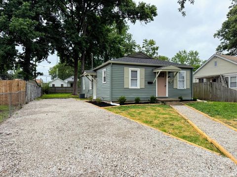 Tiny photo for 2208 Margybeth Avenue, Evansville, IN 47714 (MLS # 202624665)