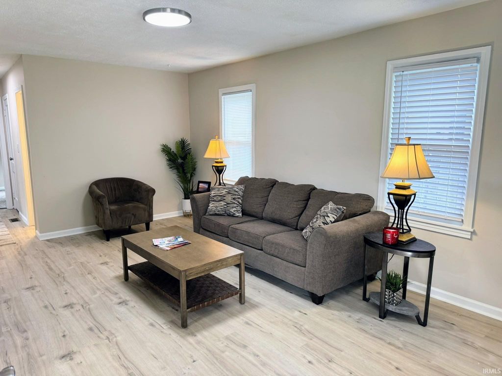 Photo of 2208 Margybeth Avenue, Evansville, IN 47714 (MLS # 202624665)