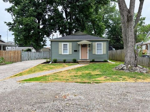 Photo of 2208 Margybeth Avenue, Evansville, IN 47714 (MLS # 202624665)