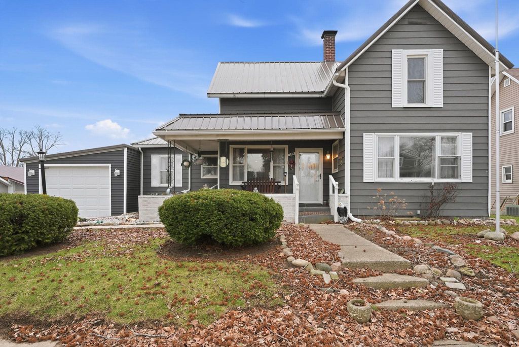 Photo of 109 S Gonser Avenue, Ashley, IN 46705 (MLS # 202609440)