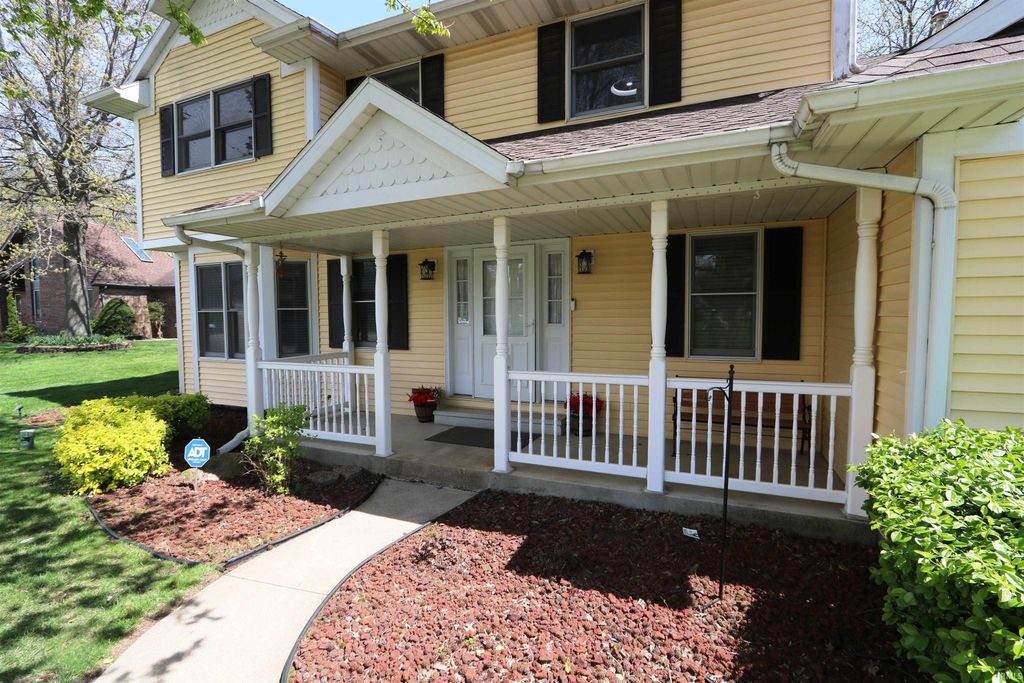 Photo of 53240 Lehner Court, Granger, IN 46530 (MLS # 202614401)