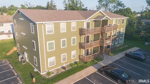 Photo of 3230 E John Hinkle Place, Bloomington, IN 47408 (MLS # 202611997)