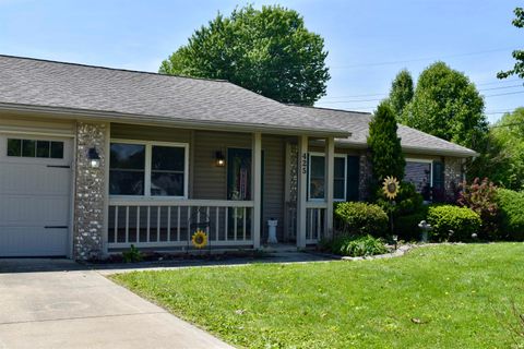 Tiny photo for 425 Hummingbird Drive, Greentown, IN 46936 (MLS # 202619488)