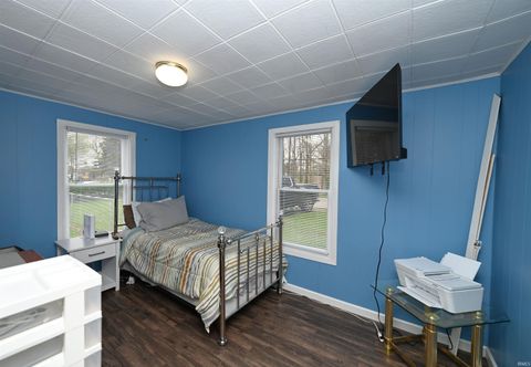 Tiny photo for 15477 W 160 N., Medaryville, IN 47957 (MLS # 202613641)