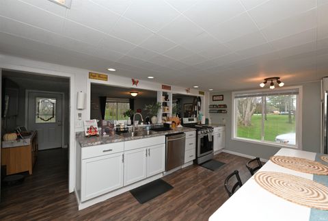 Tiny photo for 15477 W 160 N., Medaryville, IN 47957 (MLS # 202613641)